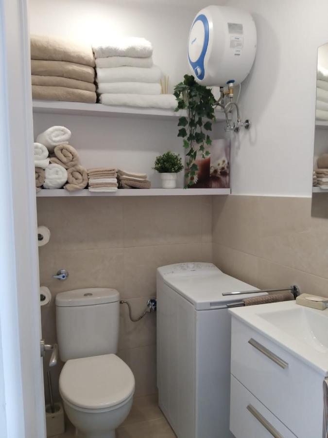 Neu Renoviertes, Huebsches Und Gemuetliches Appartement Mit Balkon Und Meerblick Costa De Antigua Buitenkant foto